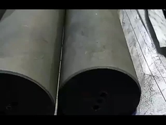 Una moderna fabbrica di acciaio al tungsteno.