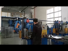 Il materiale è progettato per le matrici da taglio utilizzate nella produzione di viti, offrendo