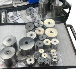 Moduli di fissaggio a testa fredda e resistenti agli urti per prestazioni superiori